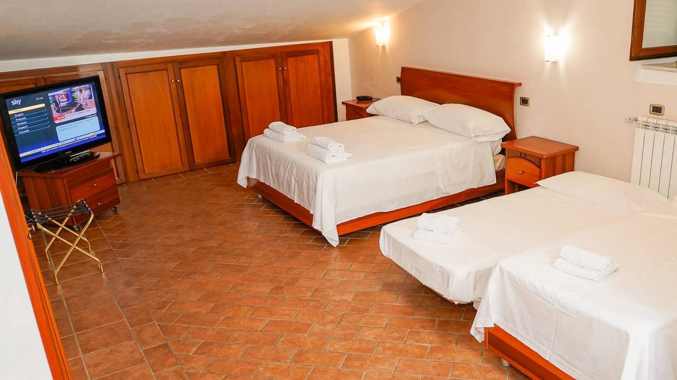 Hotel-Garibaldi-Frosinone--DSC4743