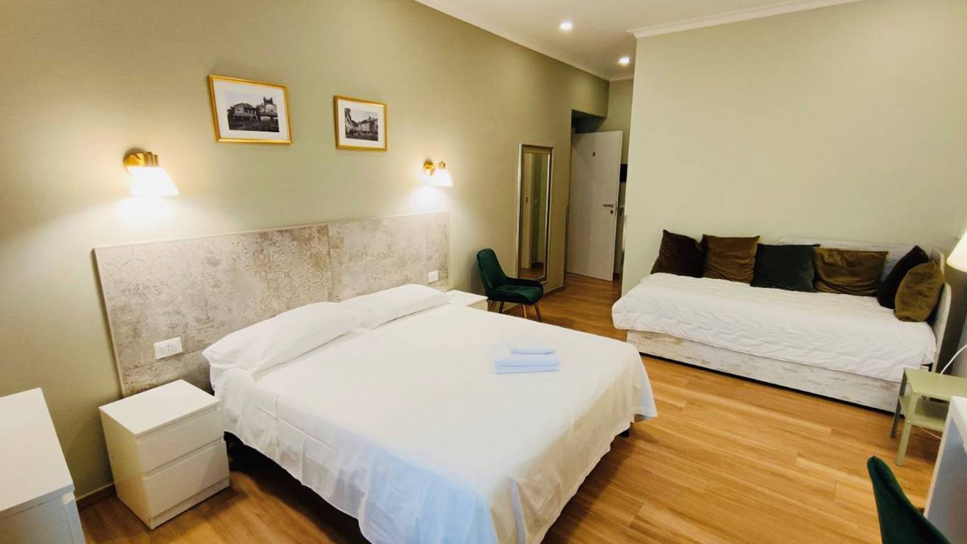 Hotel-Garibaldi-Frosinone-room-1
